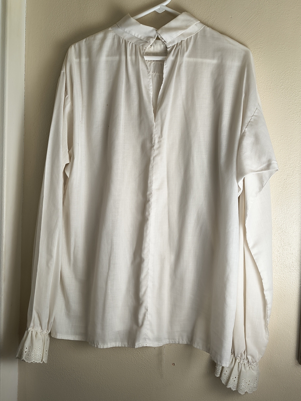 Vintage 70s handmade prairie Victorian white ruffled eyelet blouse - Picture 6 of 11
